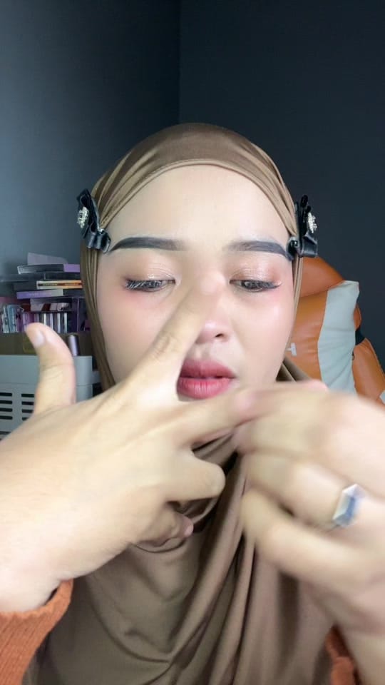 Post 2 by Aprilia Kartiningsih on TikTok (video)