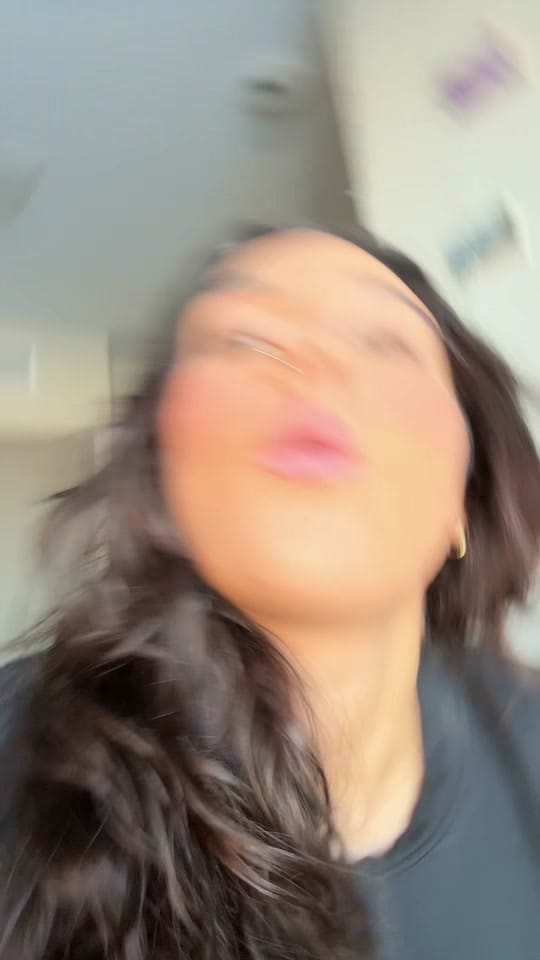 Post 9 by Sarah Julia on TikTok (video)