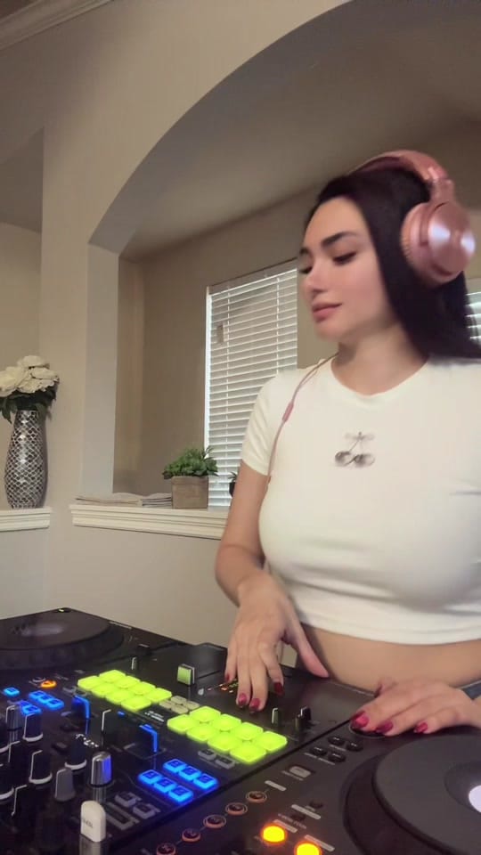 Post 10 by ashlëe red on TikTok (video)