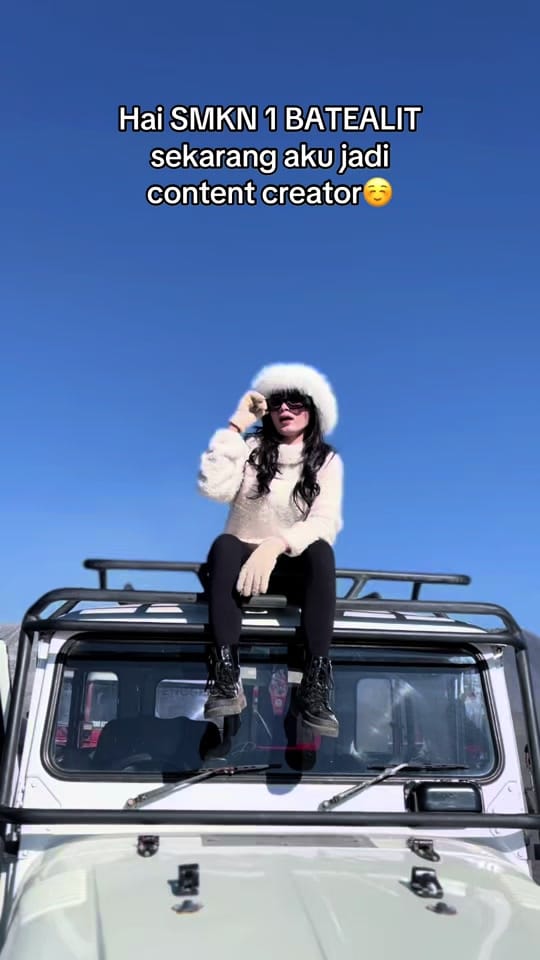 Post 5 by Lovina on TikTok (video)