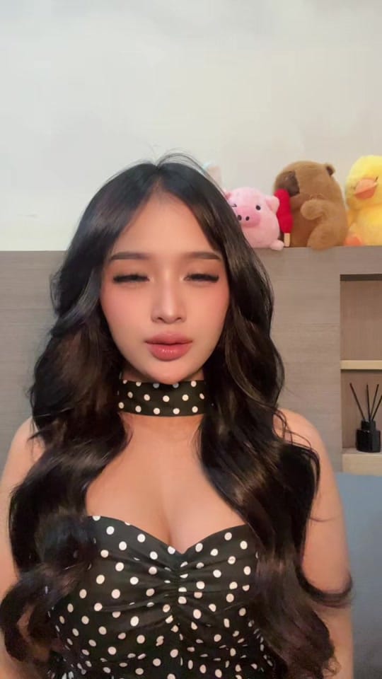 Post 4 by Lovina on TikTok (video)