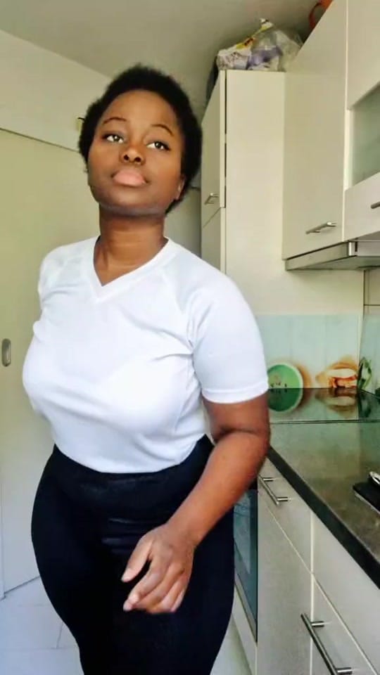 Post 9 by Cleo Qssa on TikTok (video)