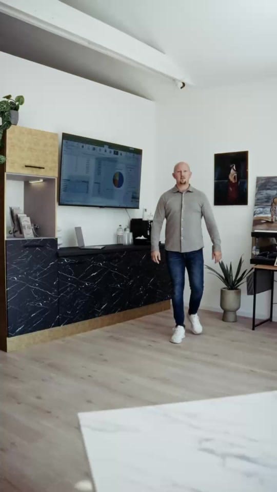 Post 9 by ostseefolien on TikTok (video)
