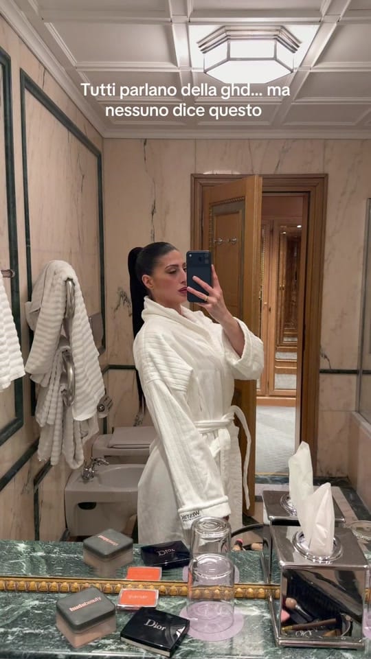 Post 2 by asyaboscolo on TikTok (video)