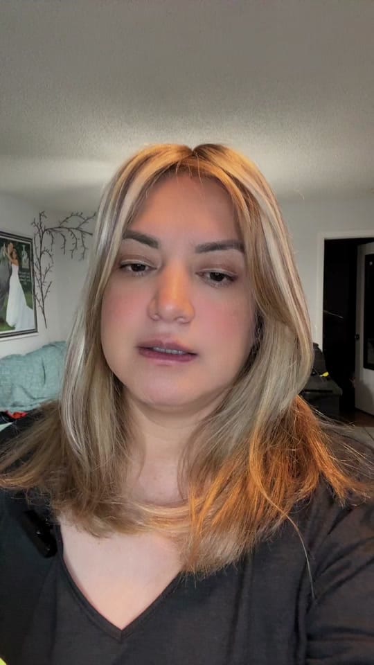 Post 7 by Monserrat Auzth on TikTok (video)