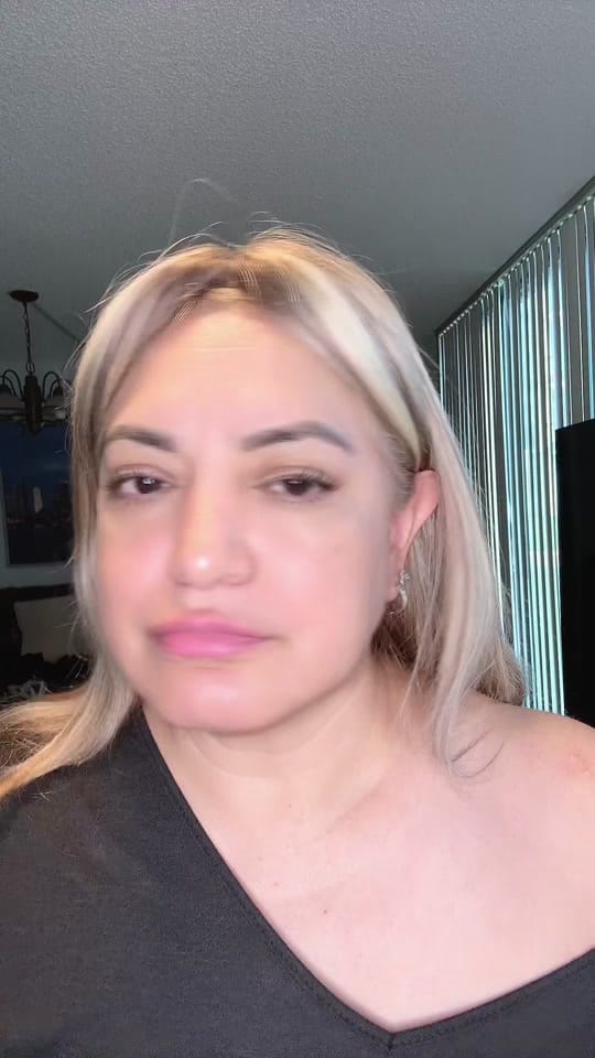 Post 5 by Monserrat Auzth on TikTok (video)