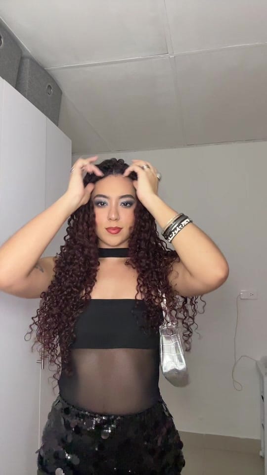 Post 1 by Kim 🌺 on TikTok (video)