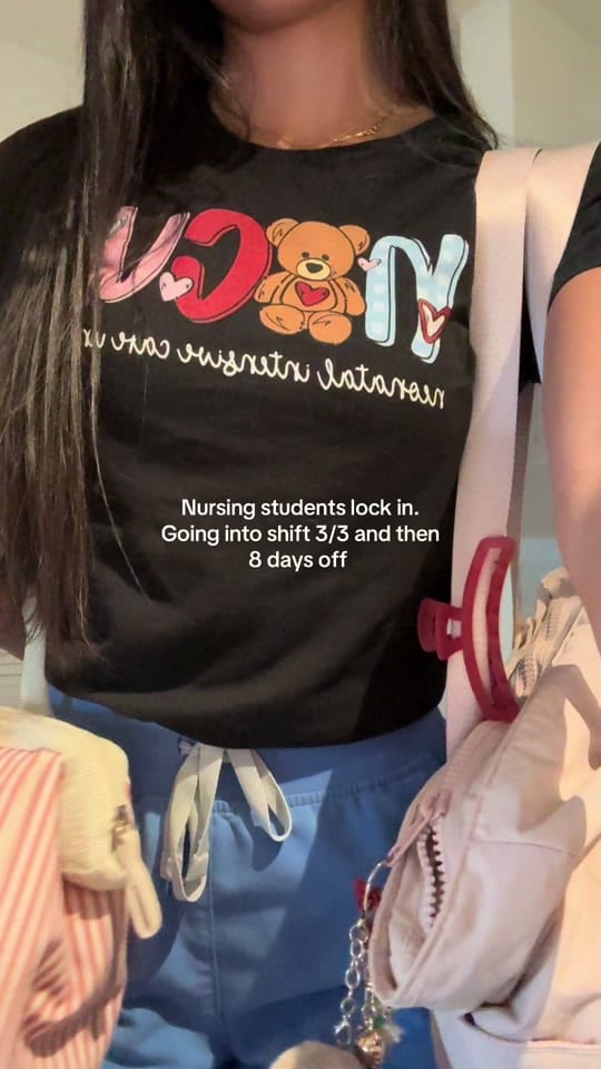 Post 8 by valeria on TikTok (video)