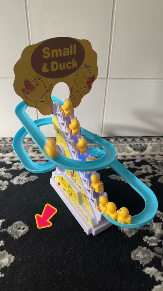 Post 4 by Elanur on TikTok (video)