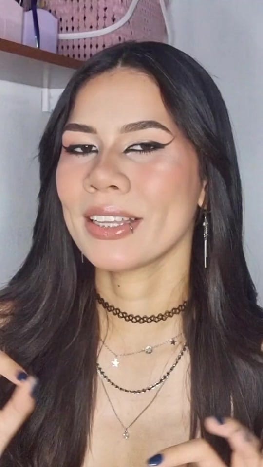 Post 2 by Mariangel Lugo on TikTok (video)