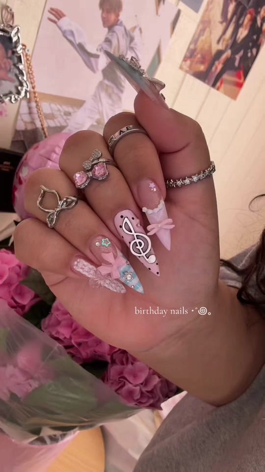 Post 1 by sweet.gelx on TikTok (video)