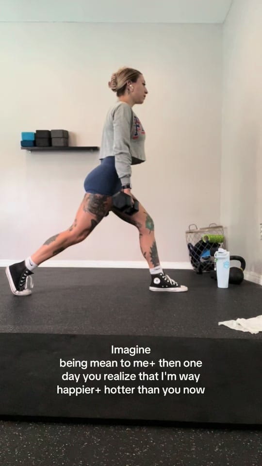 Post 9 by isa on TikTok (video)