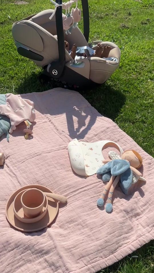 Post 8 by Jollein on TikTok (video)