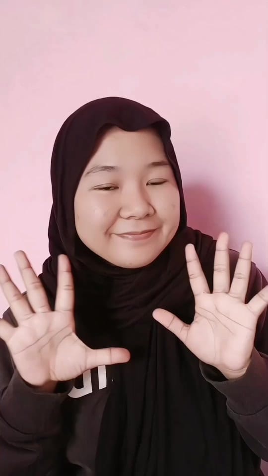 Post 2 by itsme on TikTok (video)
