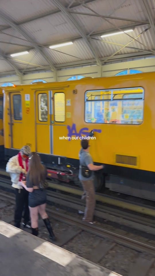 Post 8 by Laurent Noichl on TikTok (video)