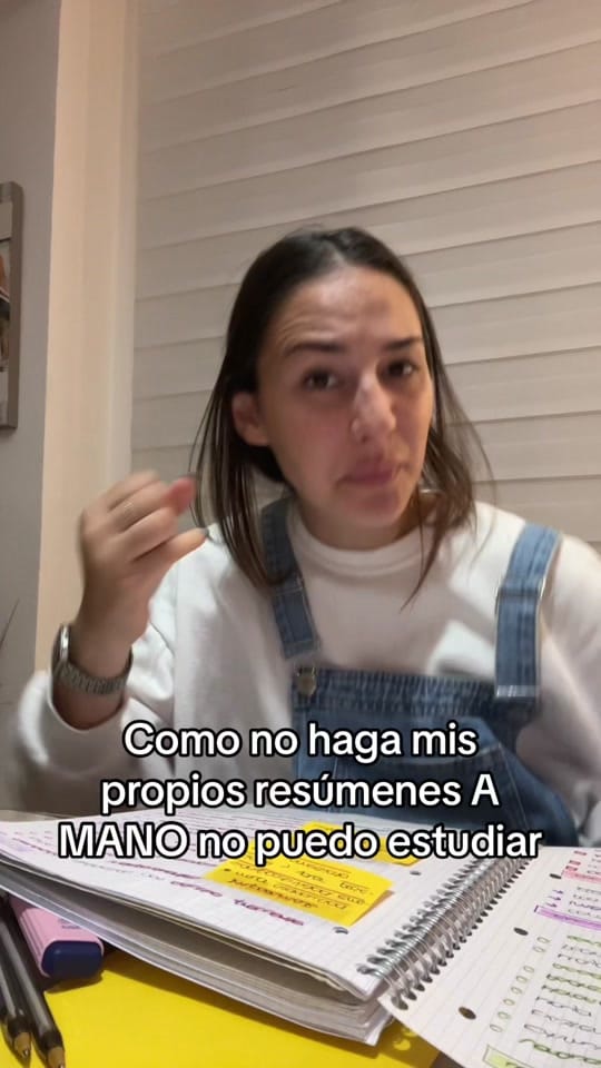 Post 9 by María Carmona on TikTok (video)