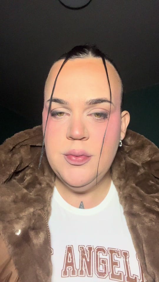 Post 5 by Naomi 🐭🎀 on TikTok (video)