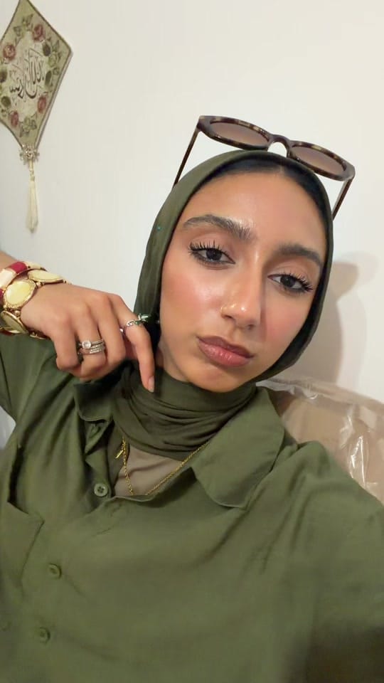 Post 7 by __zainebkhan__ on TikTok (video)