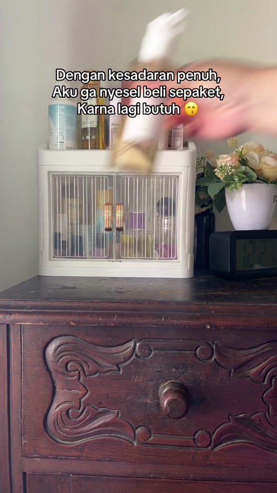Post 1 by MOJANG BEAUTY REVIEW on TikTok (video)