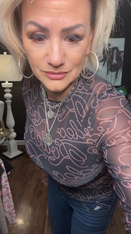 Post 10 by Dee Bovati on TikTok (video)