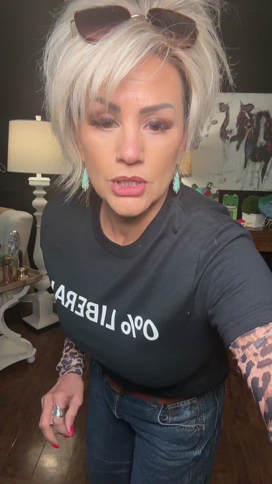 Post 8 by Dee Bovati on TikTok (video)