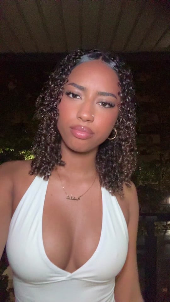 Post 2 by 𝐀𝐢𝐬𝐡𝐚 ᥫ᭡ on TikTok (video)