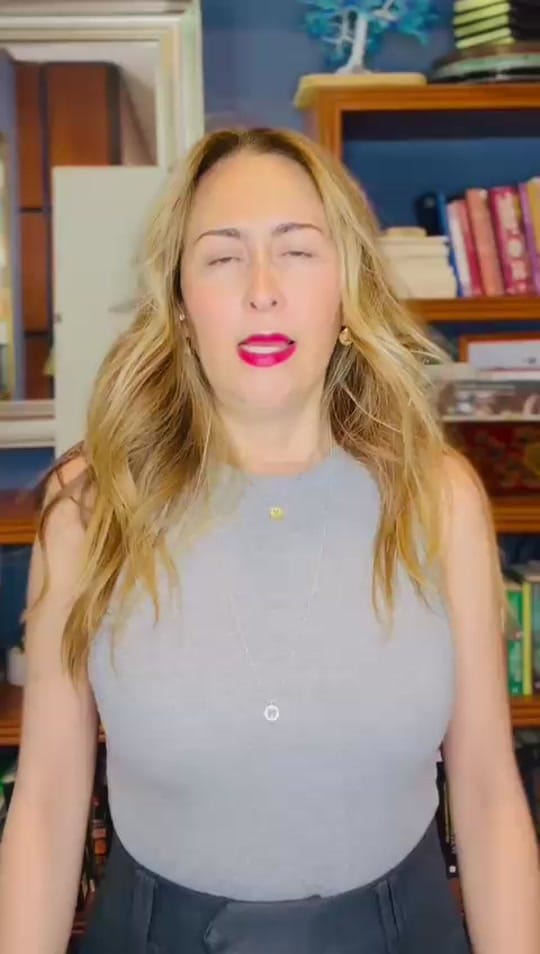 Post 4 by doreferriz on TikTok (video)