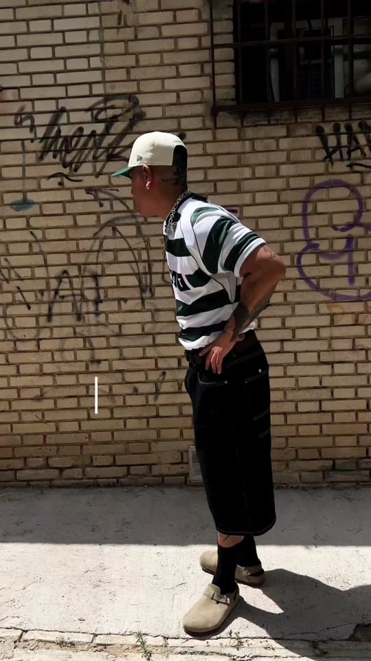 Post 7 by jescars18 on TikTok (video)