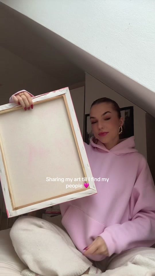 Post 8 by Sophia Carolina Art on TikTok (video)