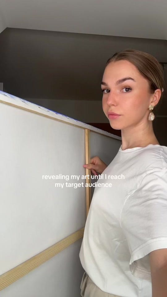 Post 9 by Sophia Carolina Art on TikTok (video)