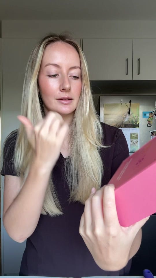Post 2 by GEORGIA on TikTok (video)