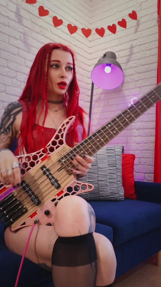 Post 9 by elizabeth_virus on TikTok (video)