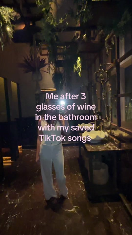 Post 6 by Mira on TikTok (video)