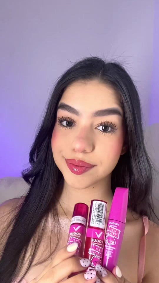 Post 1 by Nicolle on TikTok (video)