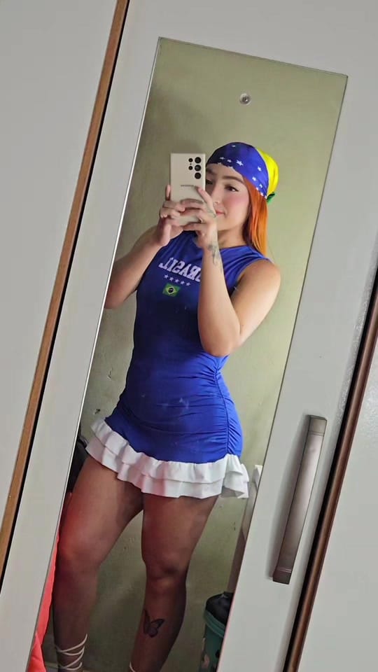 Post 2 by Vitóriaaaa on TikTok (video)