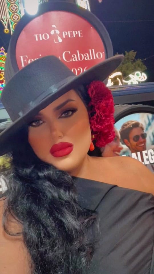 Post 2 by MakeupVitoriaa on TikTok (video)