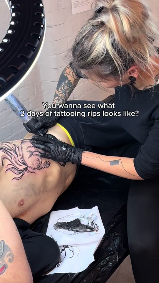 Post 8 by mel.ink.bitum on TikTok (video)