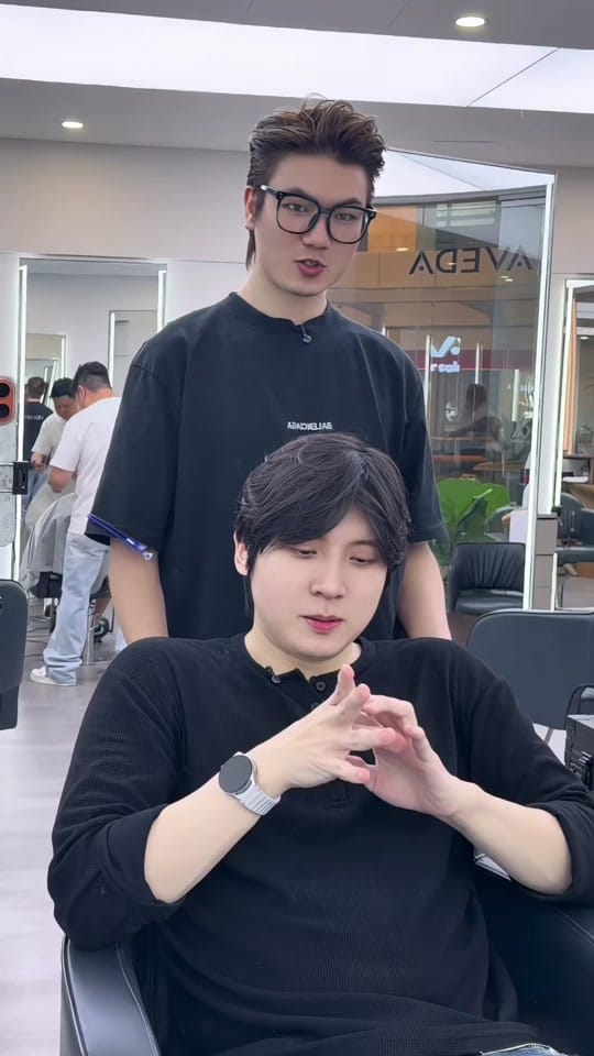 Post 1 by 🇸🇬 KeltureAveda on TikTok (video)