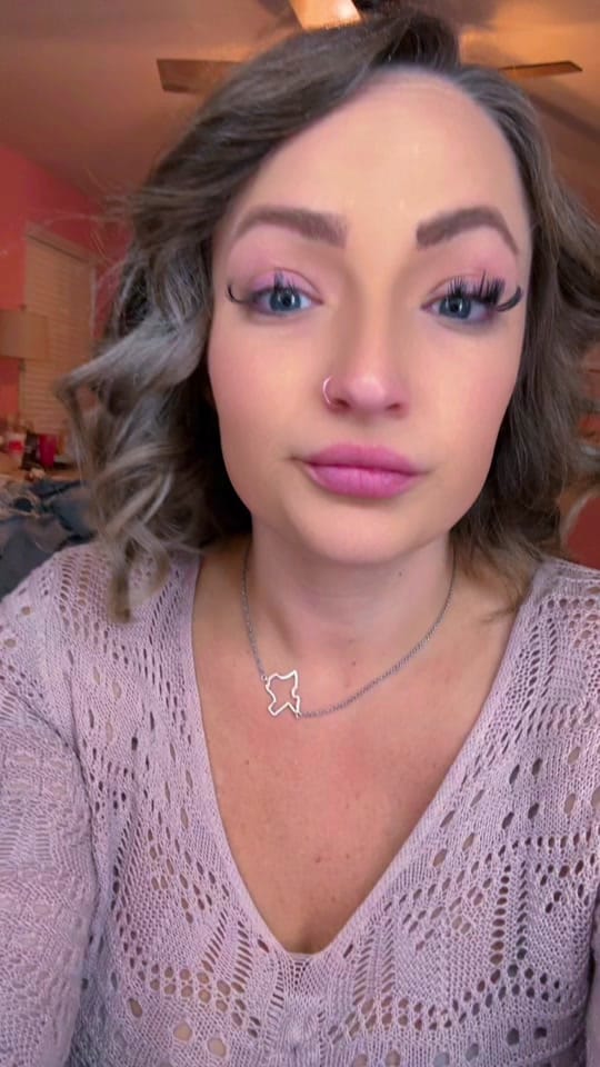 Post 8 by Sabrina on TikTok (video)