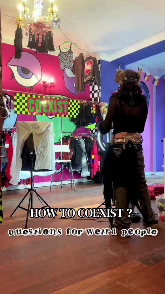 Post 9 by coexistberlin on TikTok (video)