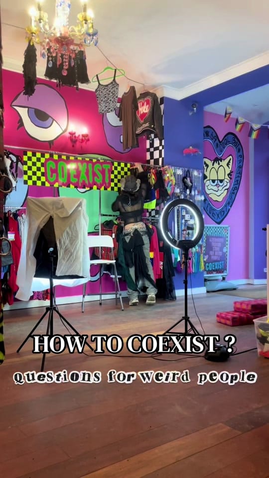 Post 8 by coexistberlin on TikTok (video)