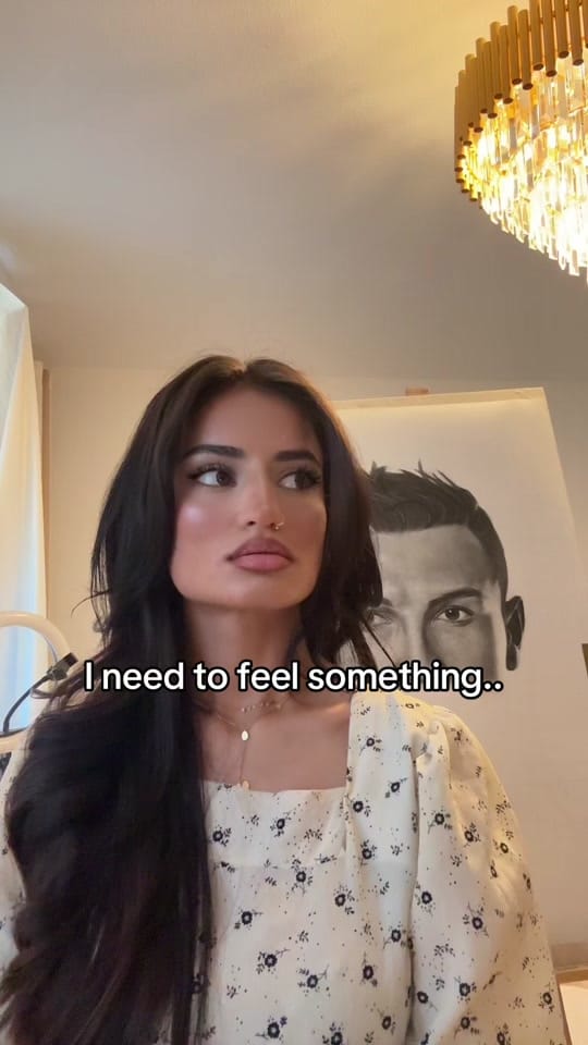 Post 7 by A R E Z O on TikTok (video)