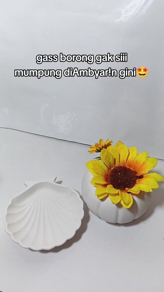 Post 10 by Rima💄 on TikTok (video)