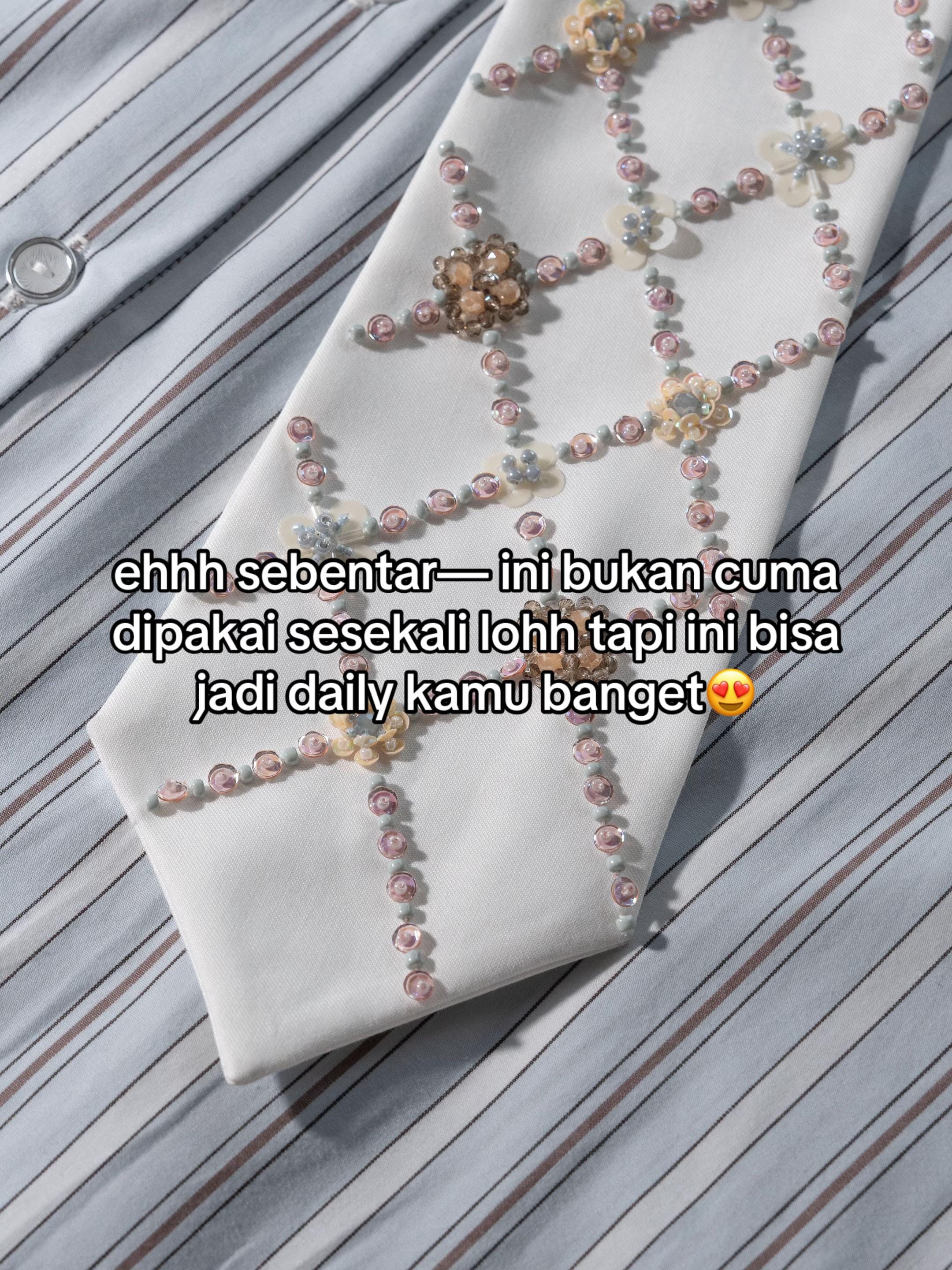 Post 9 by VAIA OFFICIAL on TikTok (video)