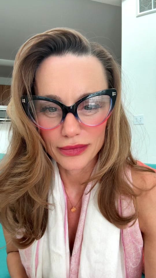 Post 5 by The Vagina Lab 🥼 on TikTok (video)