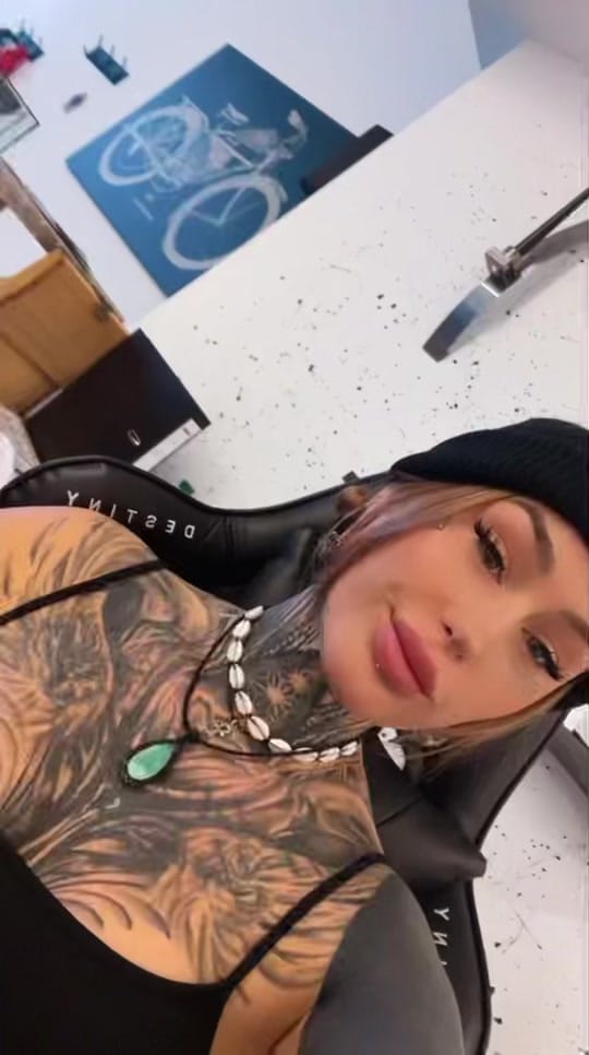 Post 8 by Solara.noire on TikTok (video)