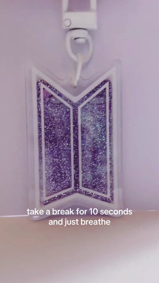 Post 7 by xmoonbun | krissi on TikTok (video)
