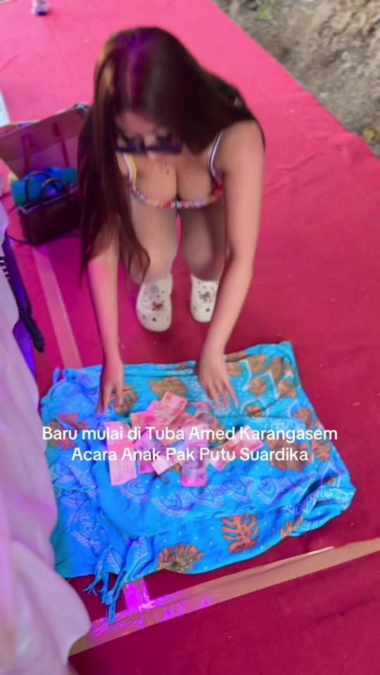 Post 9 by DJ Berlin Bintang on TikTok (video)
