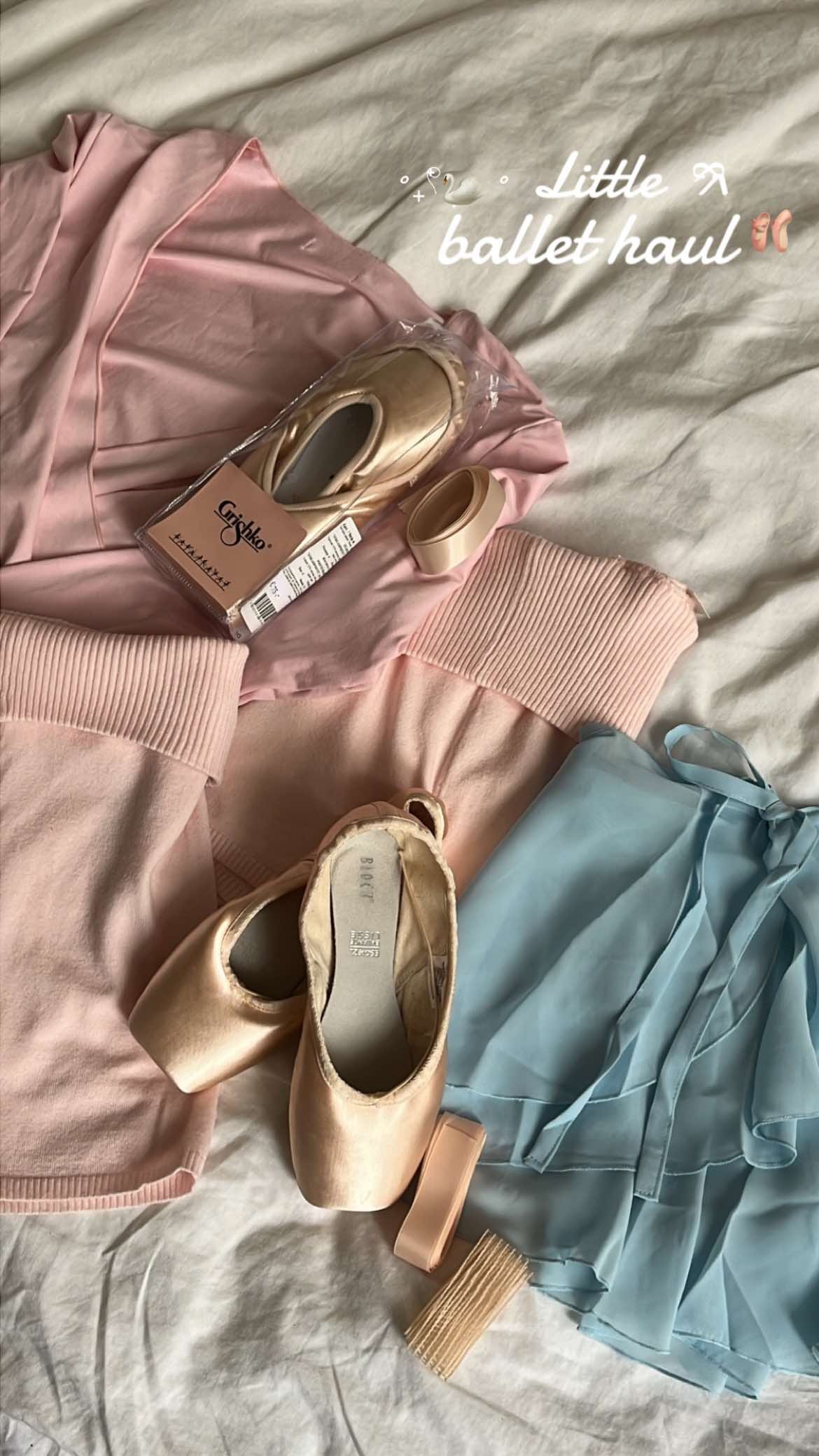 Post 6 by 𝐅𝐞𝐥𝐢 on TikTok (video)