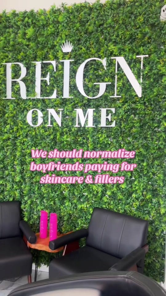 Post 10 by Alissa on TikTok (video)